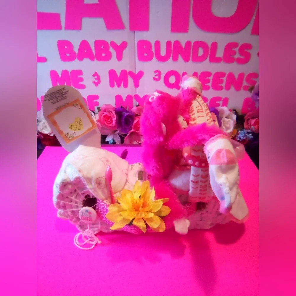 #151๐๐ผ๐จ ALREADY GONE ๐จMOTORCYCLE DIAPER CAKE ("FOR A BABY GIRL") - Picture 1 of 10